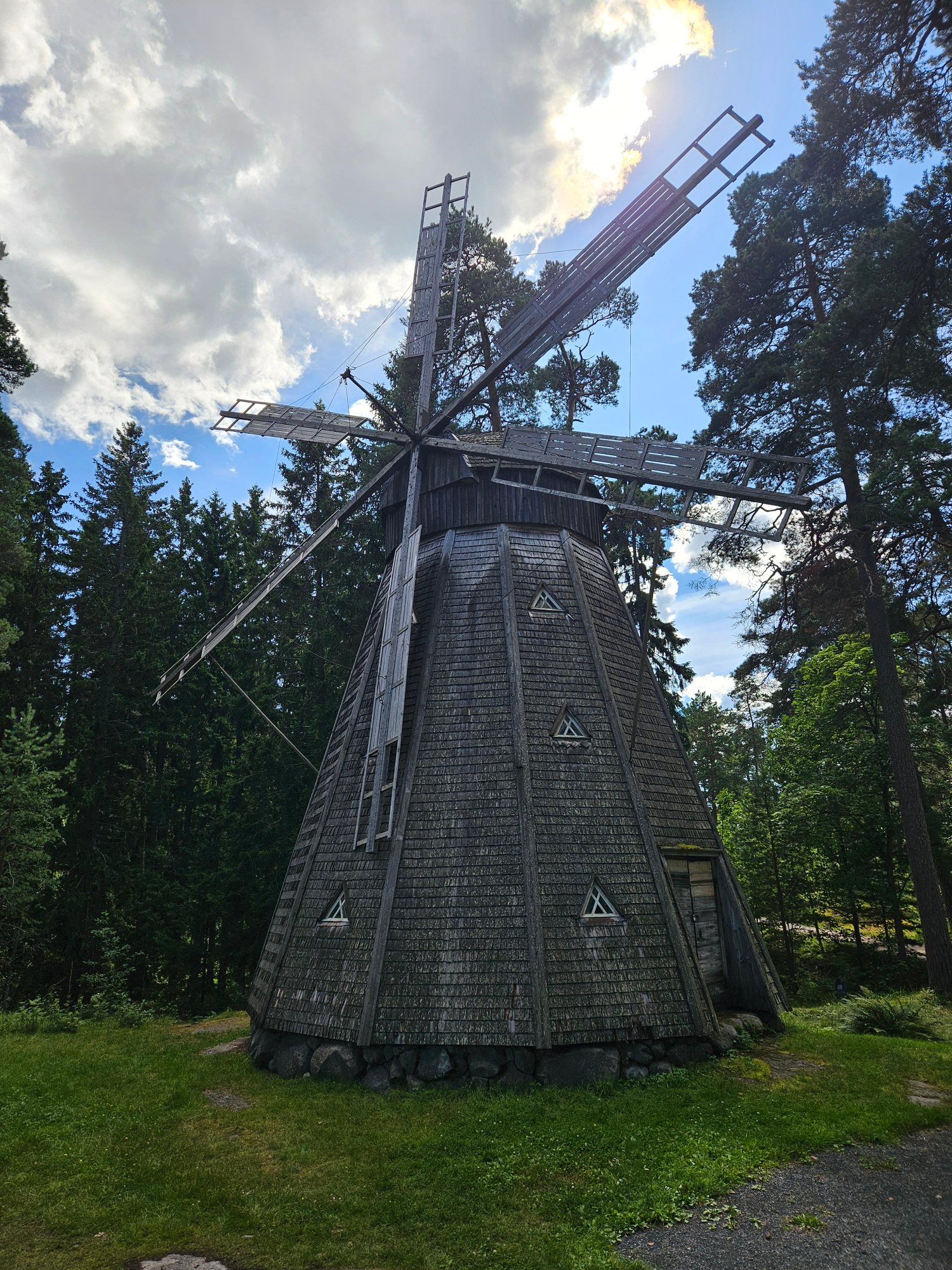 Helsinki photograph 17
